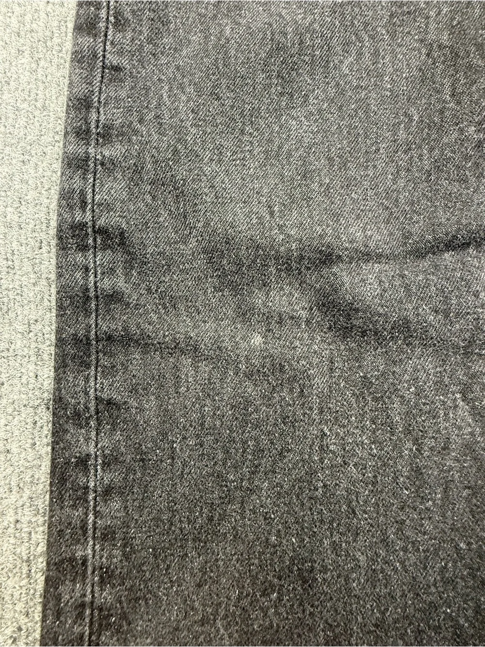 Levi's 501 Men's Black Straight Jeans, Size 42x27 (hemmed)